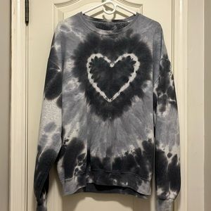trendy heart urban outfitters crewneck